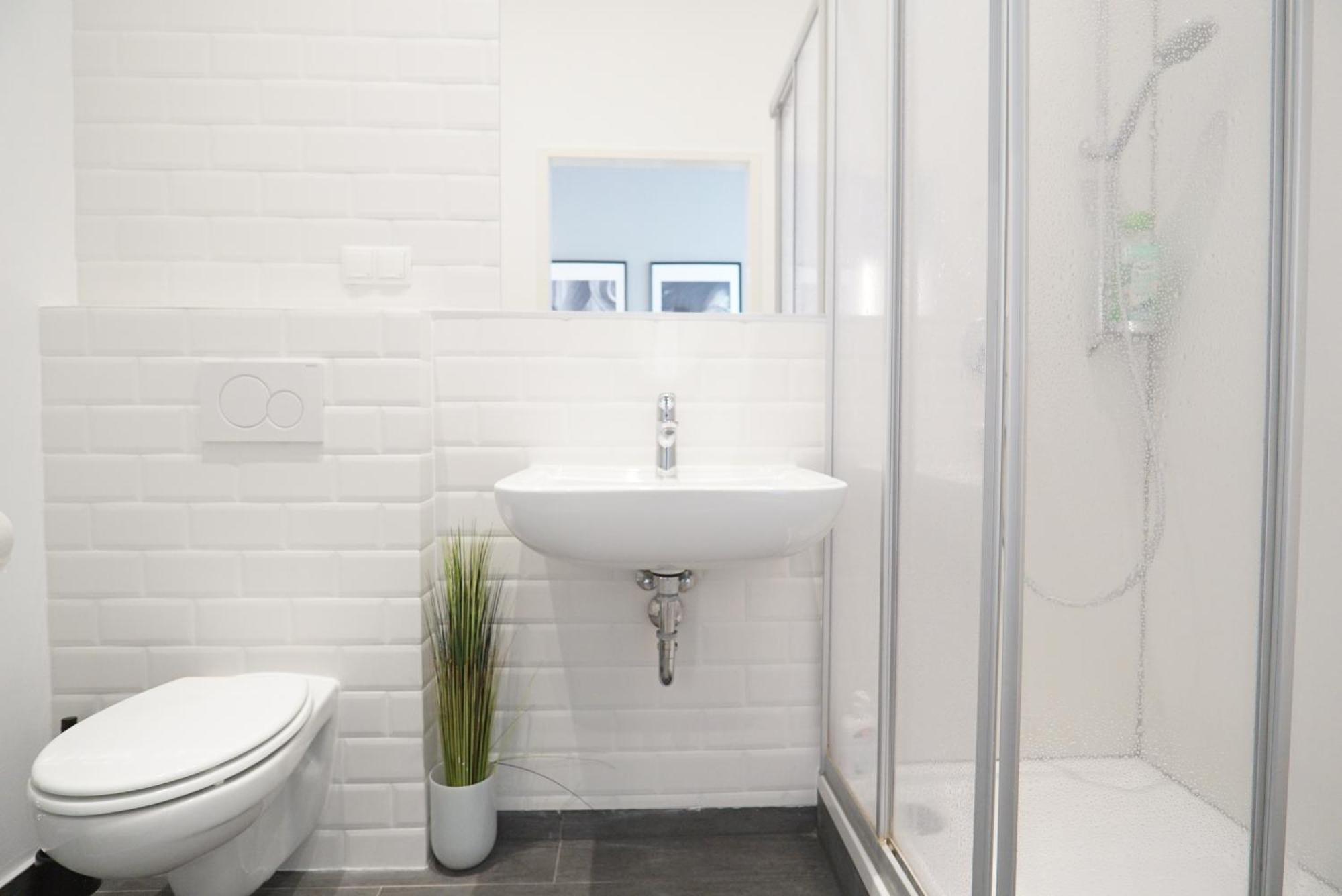Stylisch, Neu Und Modern - Zwischen Schoenbrunn Und Dem Zentrum Appartamento